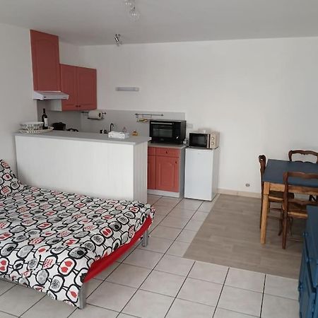 Studio Equipe Centre-Ville Aurillac Extérieur photo